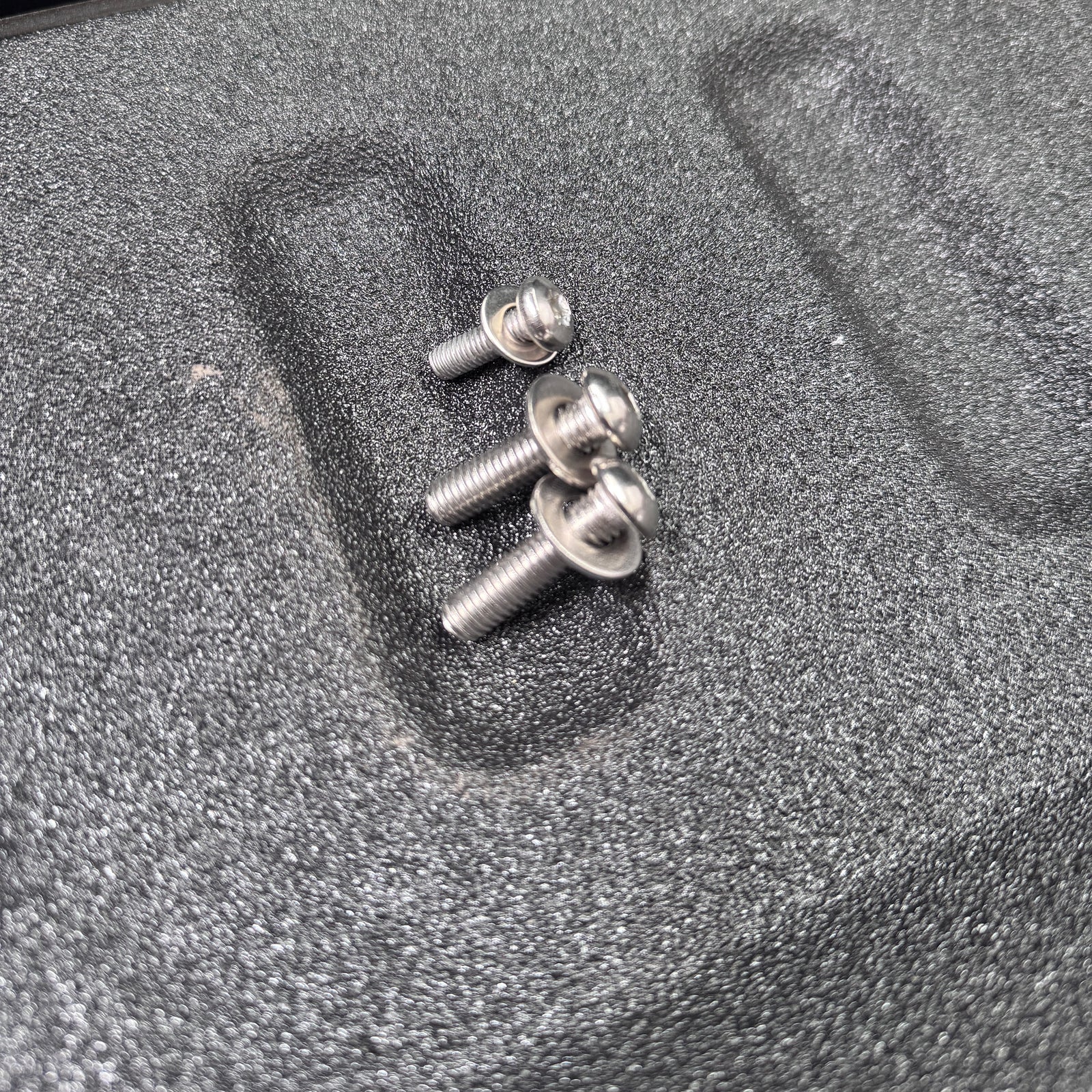 Tray Seal - Next Gen Ranger, Amarok