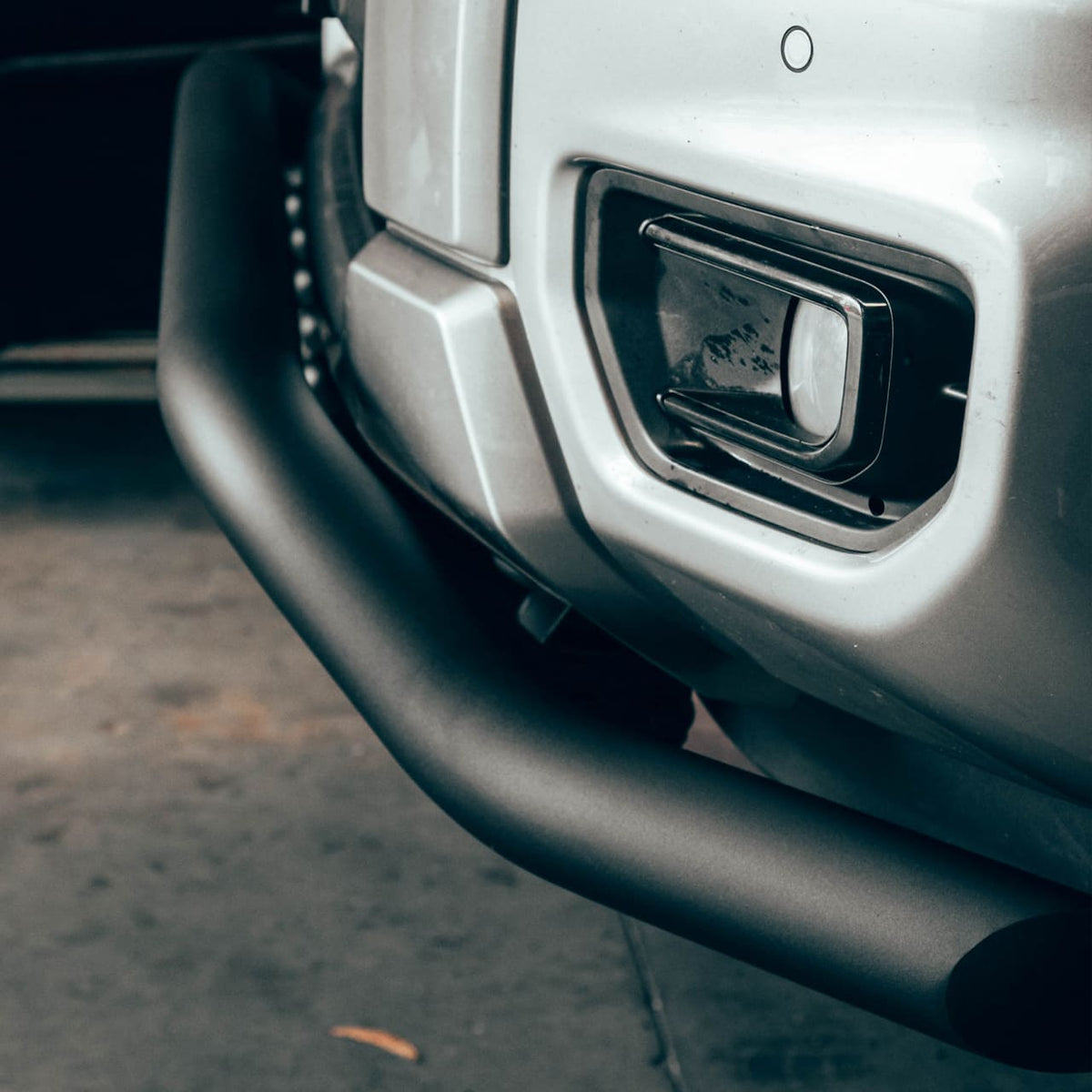 Side view of the 70mm front nudge bar fitted to a Next Gen Ford Ranger