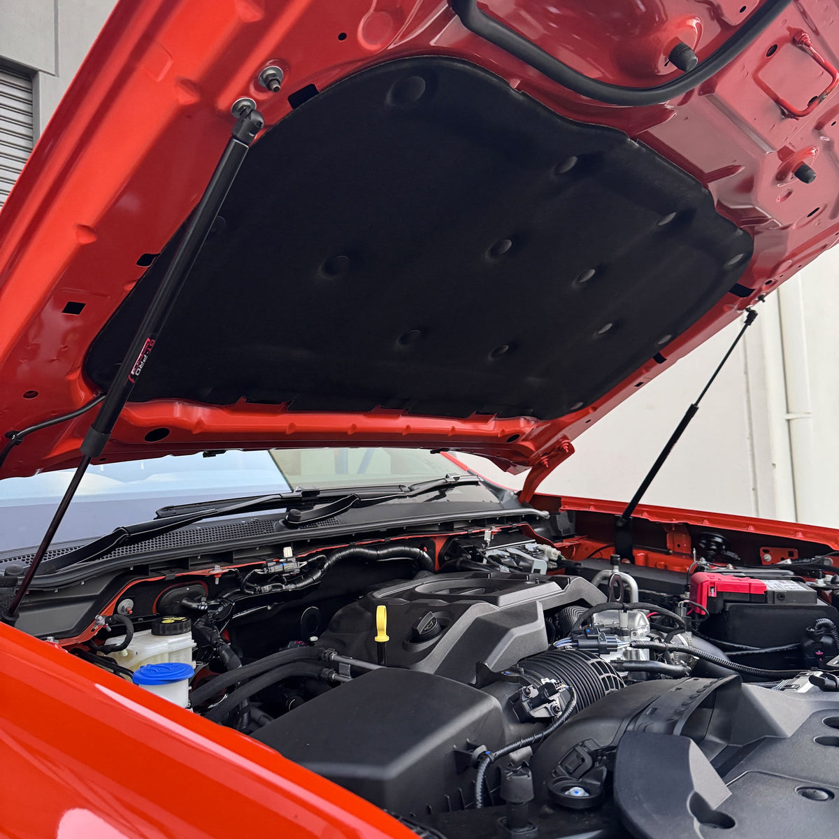 CAR DAMPER for Front Hood (Ranger / AMAROK 2023+)